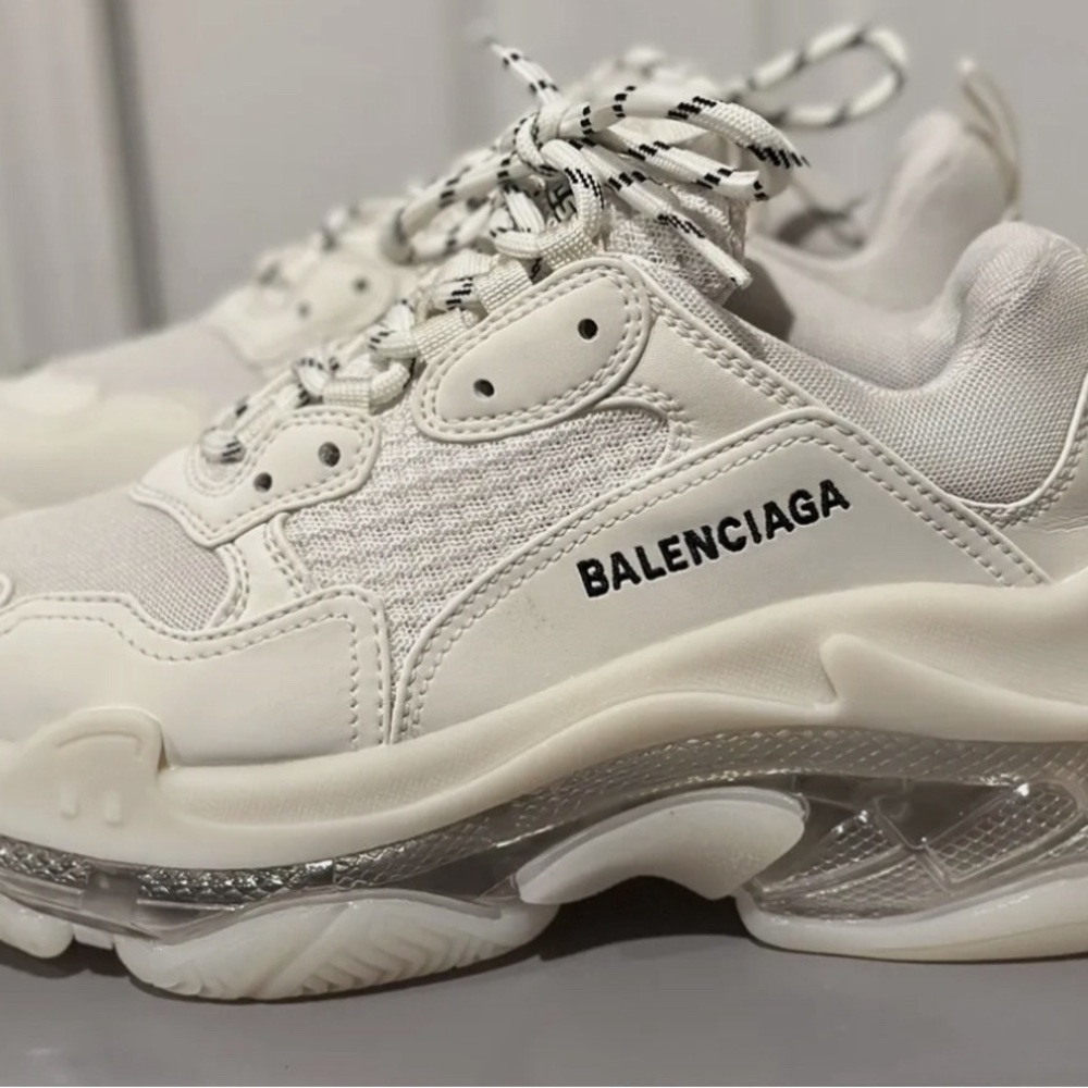 balenciaga triple S clear sole white